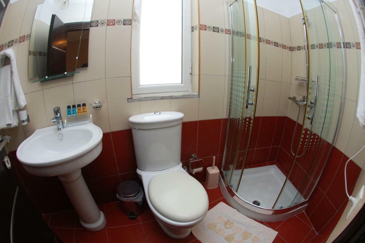 Hotel Ramo Saranda Экстерьер фото